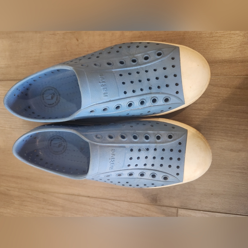 Native Jefferson Kids Shoes Size J4